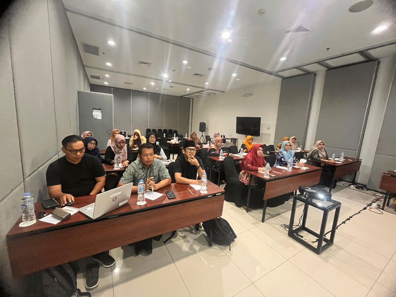 Bimbingan Teknis Guru Kelas dalam Pendampingan Bimbingan dan Konseling SD