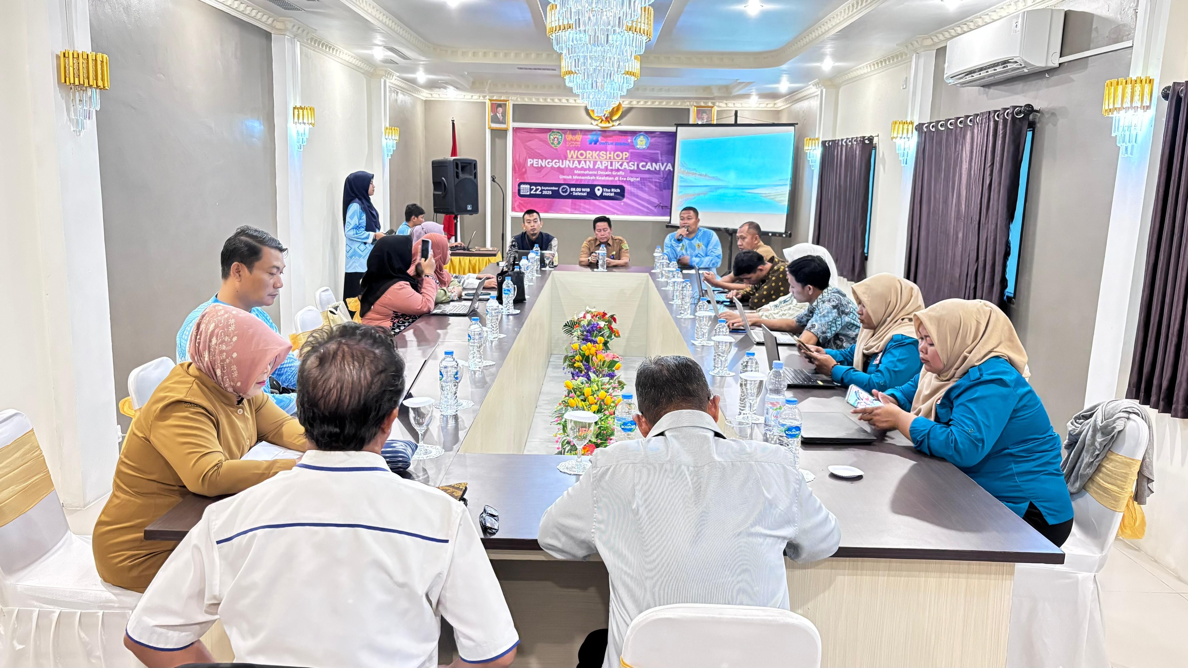 Workshop Penggunaan Aplikasi Canva untuk PKBM